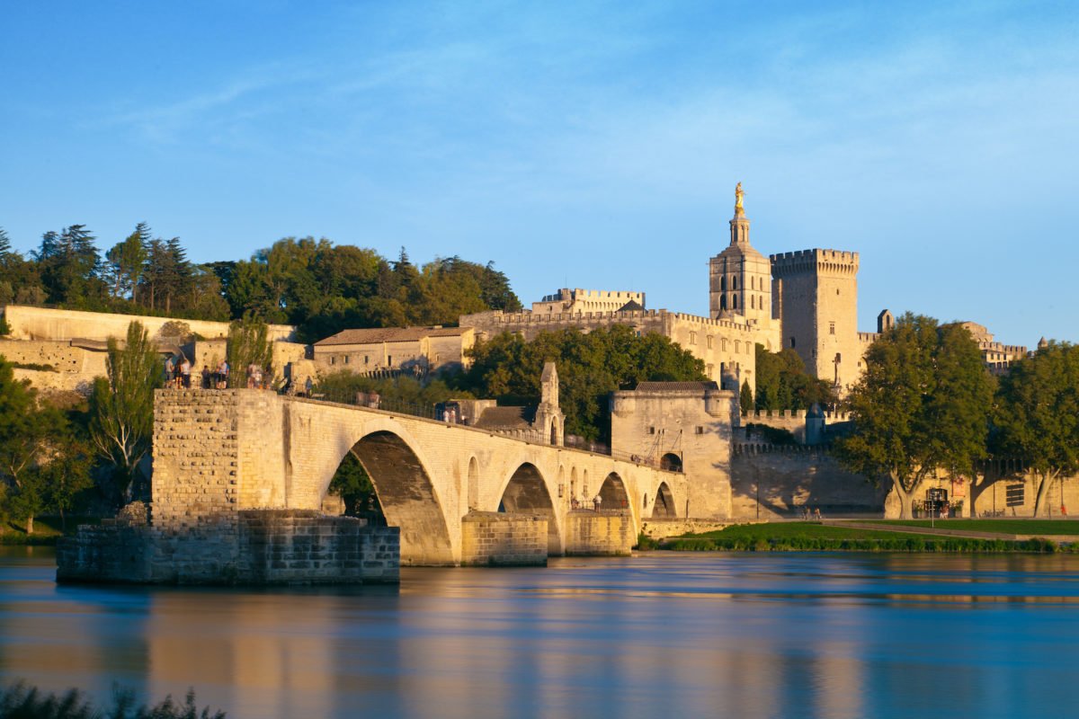 “Pont d'Avignon” bridge